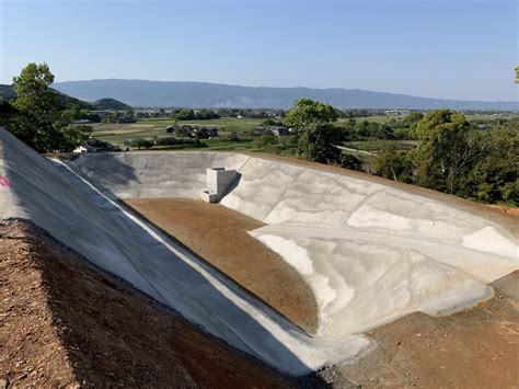 貯水池 近く 家|調整池に隣接した宅地 